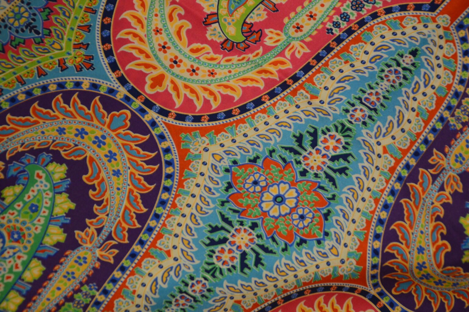 Schals. Linz. Lechthaler 14